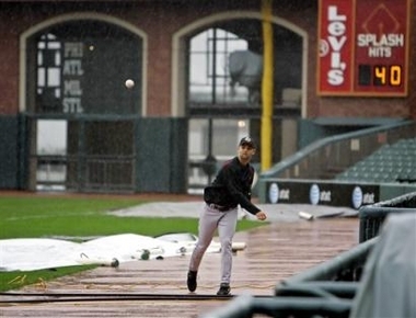 Captfxpb10304120016astros_giants_basebal