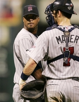 Capt2db20a4e134b438caef7066364e166f7twin