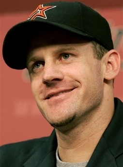 Capt28bdfaca77784ef992ff73928ec16a82astr