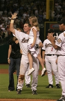 Capte900d2b106294e82a2a4ea61b3bf200brock