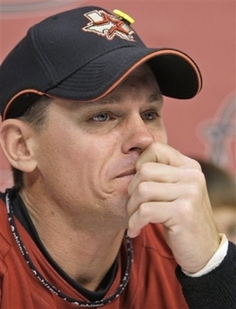 Capt832e6ed6cc0842d2b762dee16904b7fcastr